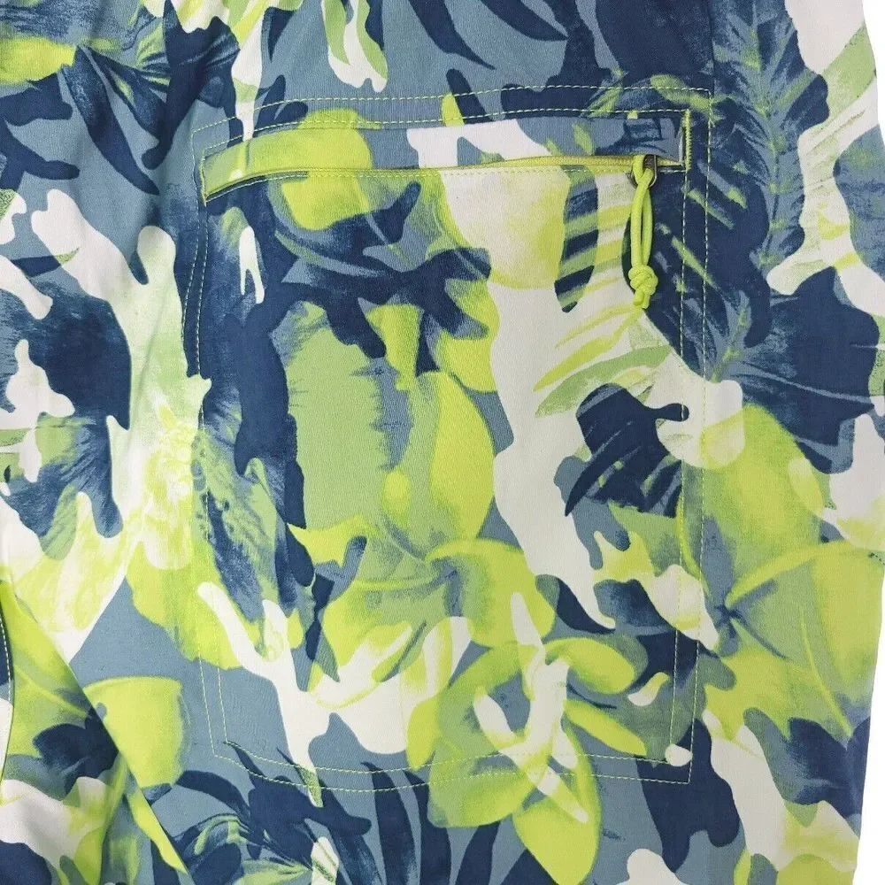 The North Face Flash Dry V Pull On Camo Printed Mens Shorts Size XL Relaxed Fit